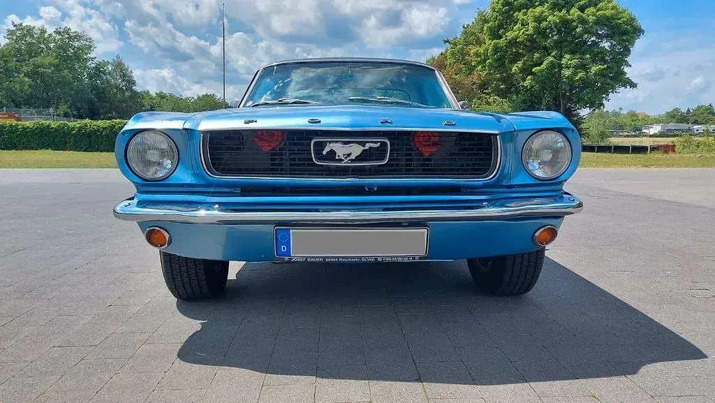 Gebraucht Ford V8 175 PS (128 kW) 1966 Blau