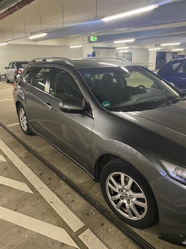 Gebraucht Honda Accord 156 PS (114 kW) 2012 Grau Kombi