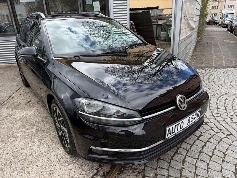 Gebraucht VW Golf VII Join 116 PS (85 kW) 2019 Schwarz Kombi