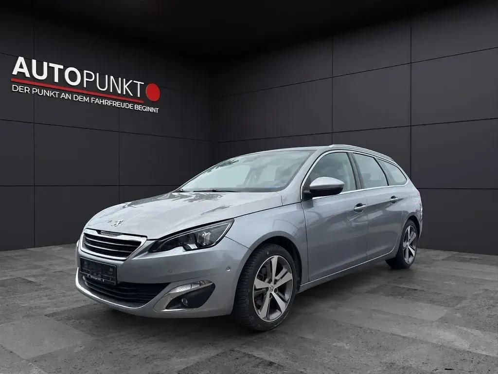 Gebraucht Peugeot 308 SW Allure 131 PS (96 kW) 2015 Grau Kombi