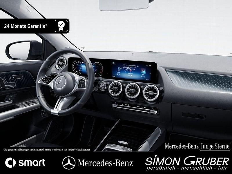 Gebraucht Mercedes GLA220 Progressive 190 PS (139 kW) 2024 Schwarz SUV