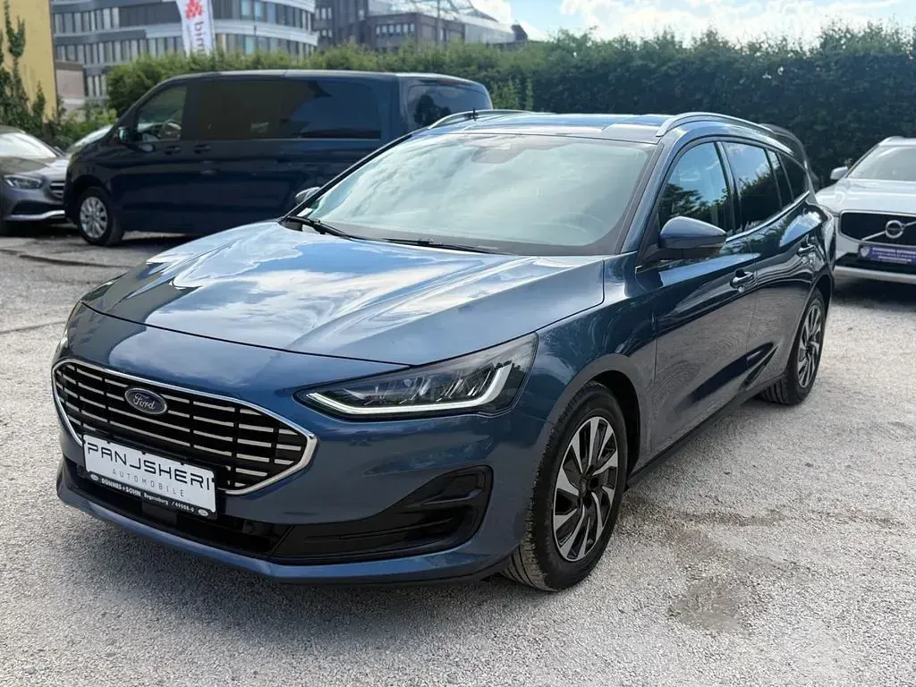 Gebraucht Ford Focus Titanium 116 PS (85 kW) 2023 Blau Limousine