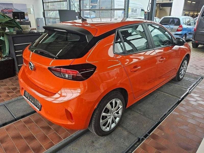 Gebraucht Opel Corsa-e Edition 100 kW (136 PS) 2022 Power orange/dynamik orange Kleinwagen