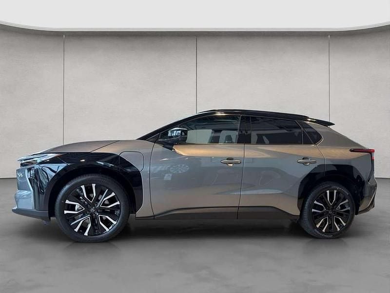 Gebraucht Toyota bZ4X Lounge 252 kW (343 PS) 2026 Precious metal metallic/black SUV