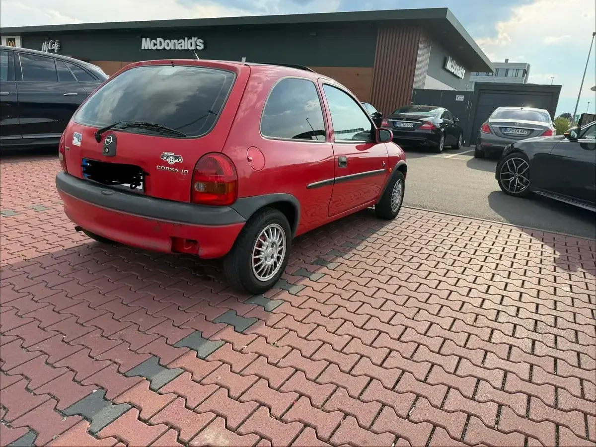 Gebraucht Opel Corsa 54 PS (39 kW) 1998 Rot Kleinwagen