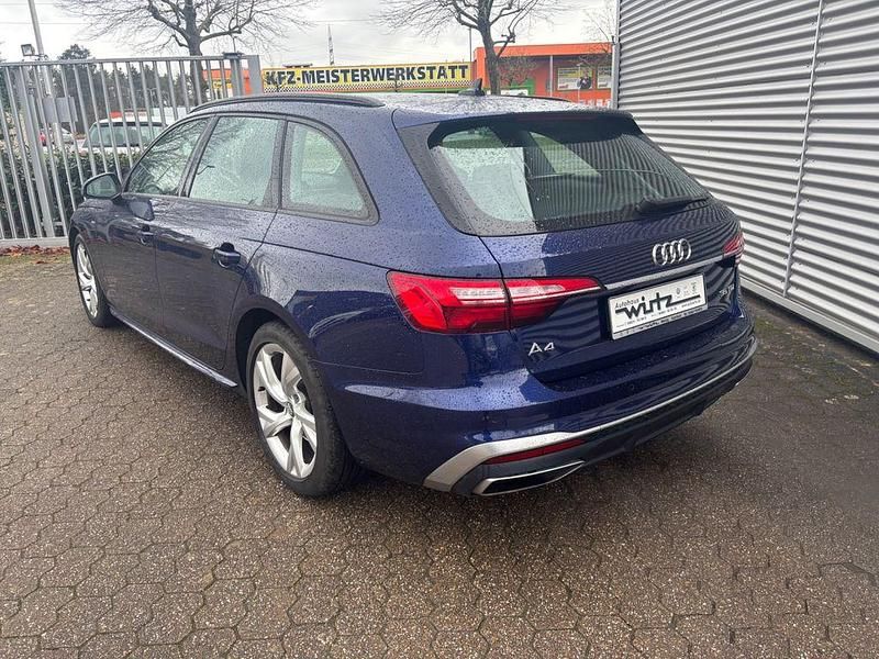 Gebraucht Audi A4 S-Line 163 PS (119 kW) 2021 Blau Kombi