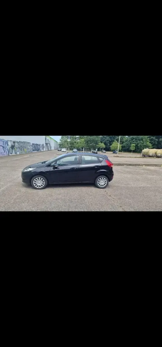 Gebraucht Ford Fiesta 75 PS (55 kW) 2009 Schwarz Kleinwagen