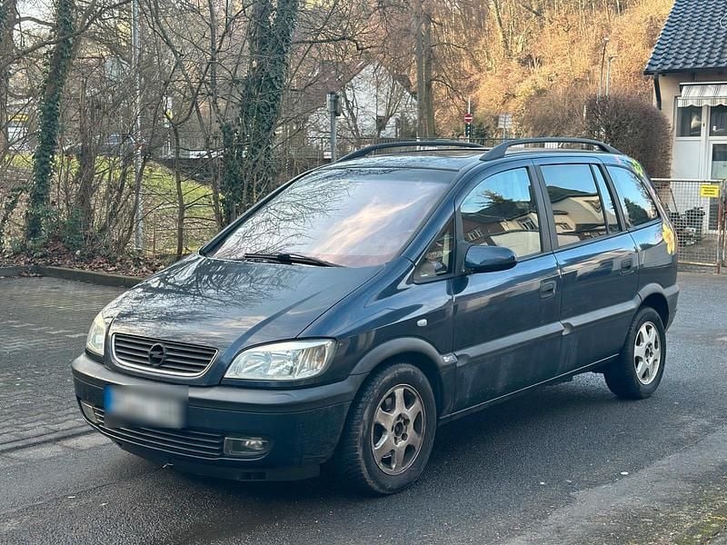 Blau Gebraucht 2002 Opel Zafira Van / Kleinbus | 550 € - Bild 1/4