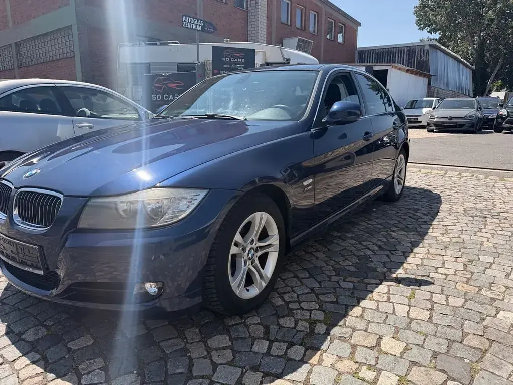 Gebraucht BMW 325 Performance 218 PS (160 kW) 2011 Blau Limousine