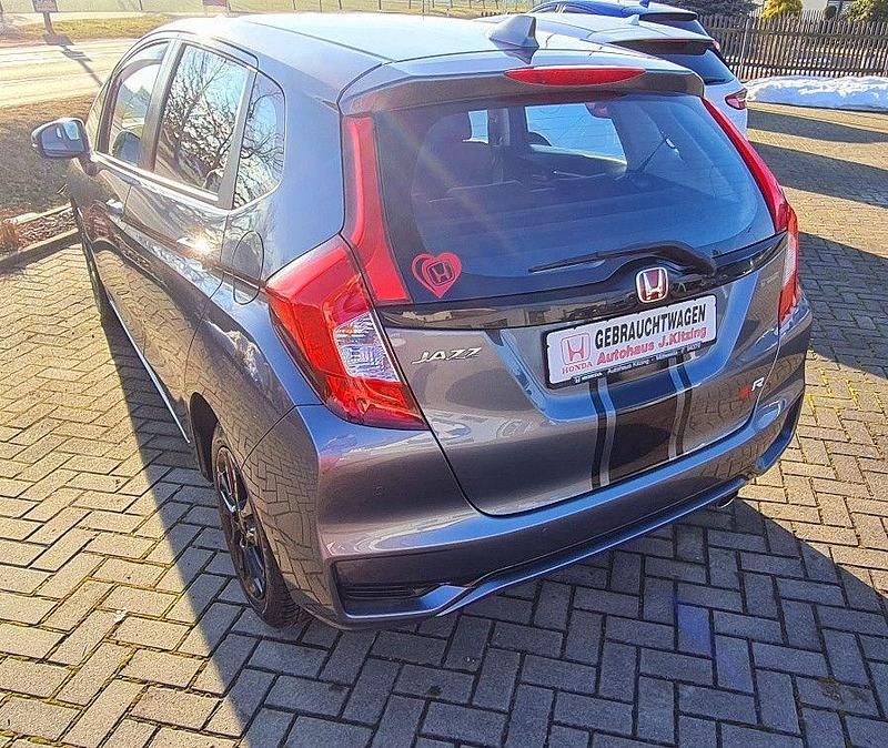 Gebraucht Honda Jazz Comfort 102 PS (75 kW) 2019 Grau Kleinwagen