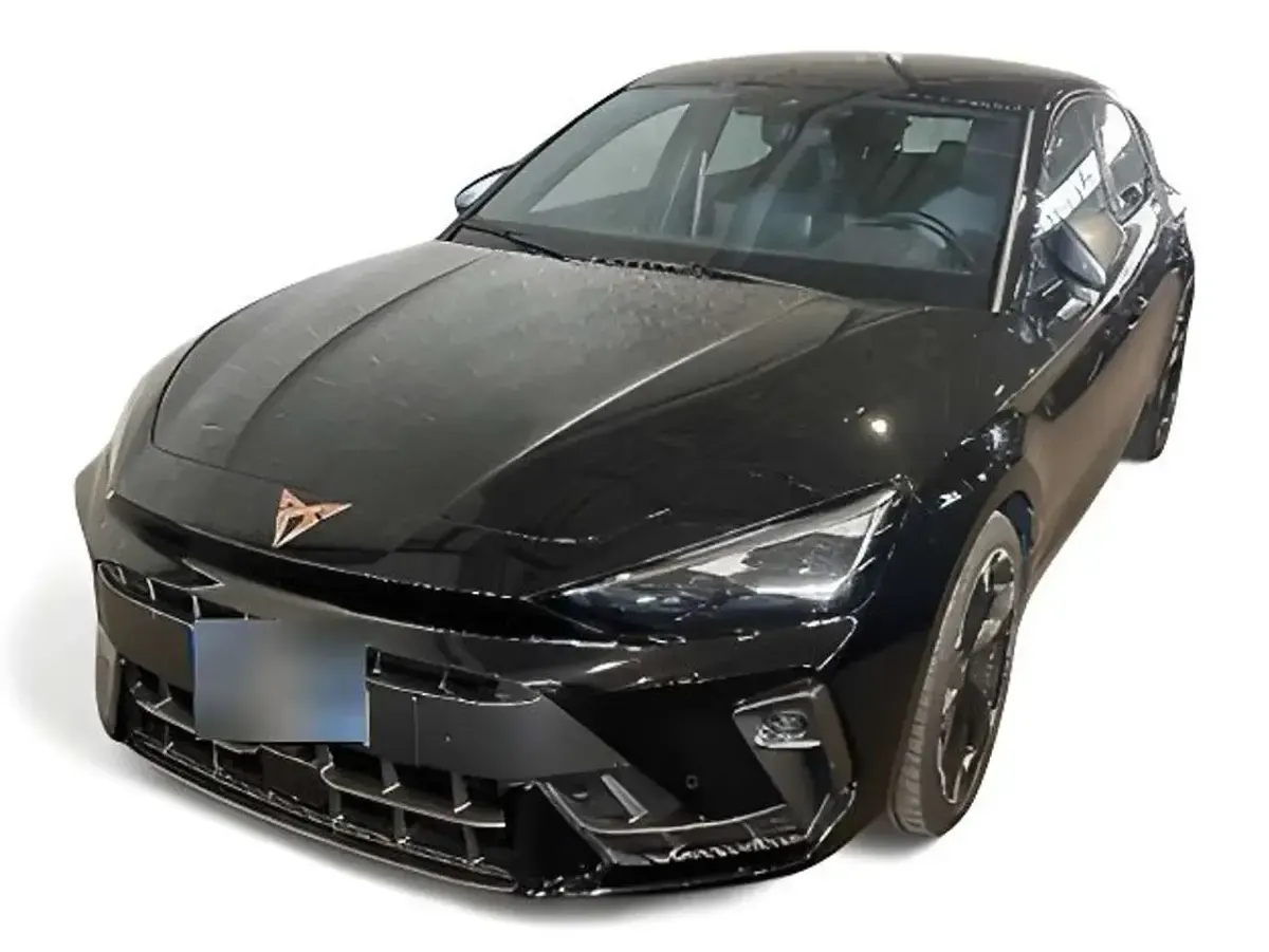 Second-hand Cupra Leon 150 CP (110 kW) 2025 Negru Berlinǎ