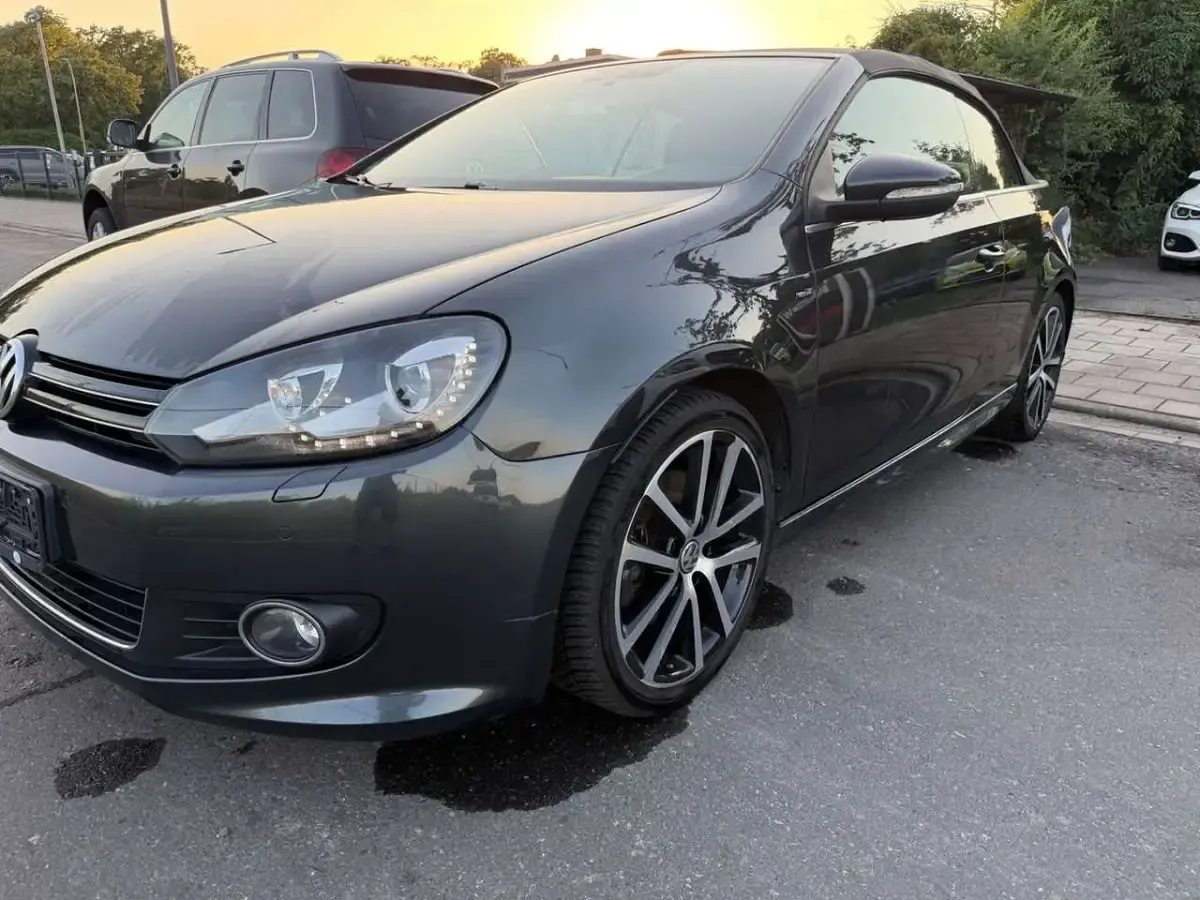 Gebraucht VW Golf Cabriolet Allstar 150 PS (110 kW) 2016 Schwarz Cabrio