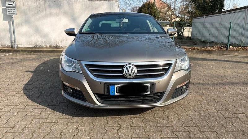 Gebraucht VW Passat 140 PS (102 kW) 2011 Braun Limousine
