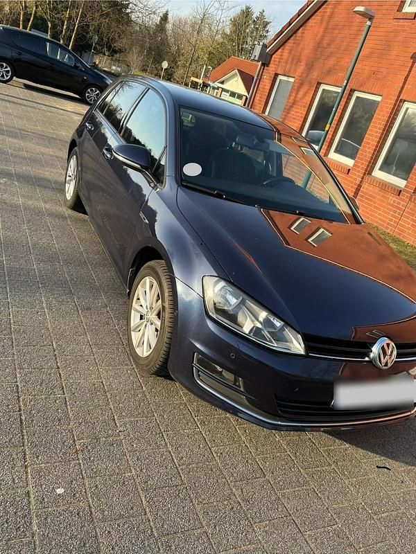 Gebraucht VW Golf VII LOUNGE 86 PS (63 kW) 2015 Blau Limousine