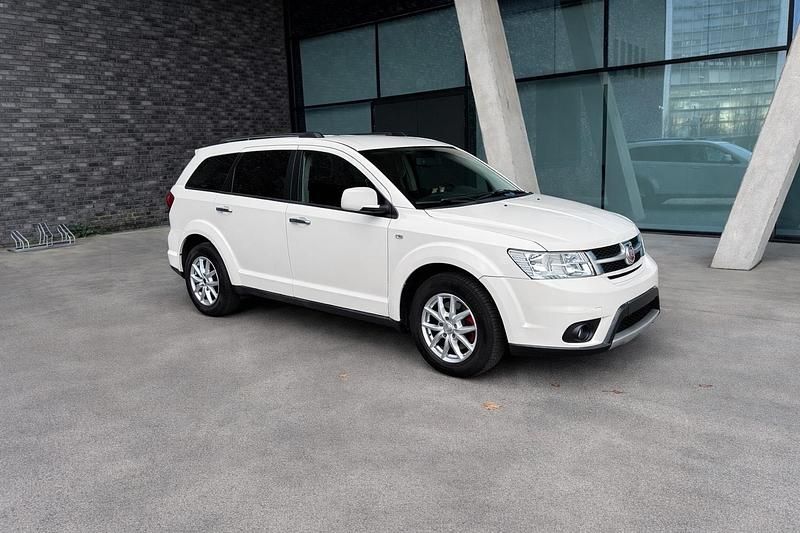 Gebraucht Fiat Freemont 170 PS (125 kW) 2013 Weiß SUV