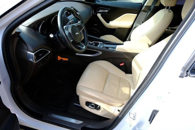 Gebraucht Jaguar F-Pace 250 PS (183 kW) 2019 Weiß SUV