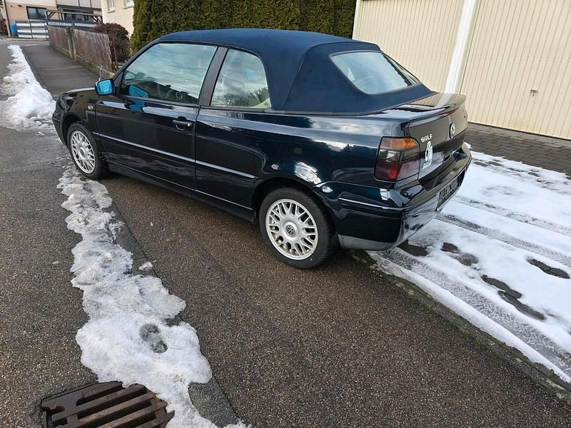 Blau Gebraucht 1999 VW Golf Cabriolet Cabrio | 2.000 € (Fairer Preis) - Bild 1/4