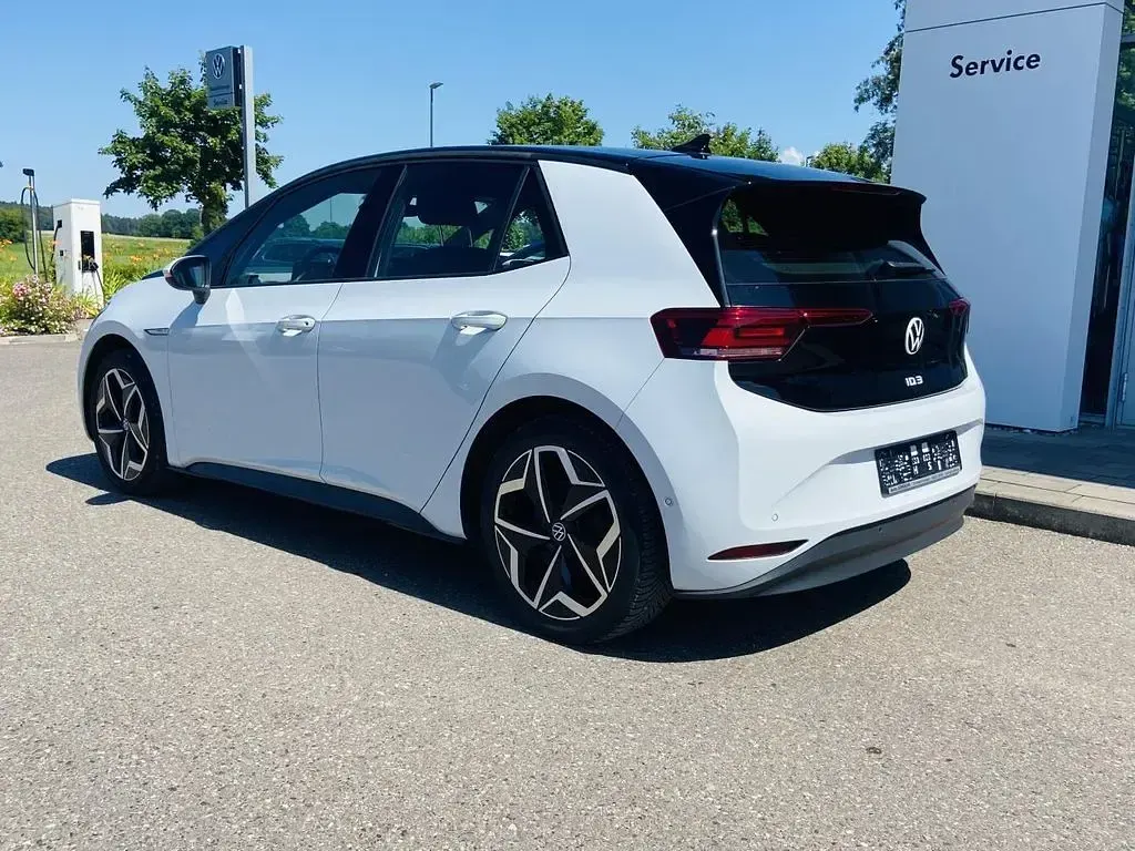 Gebraucht VW ID.3 Pro 150 kW (204 PS) 2023 Weiß Kleinwagen
