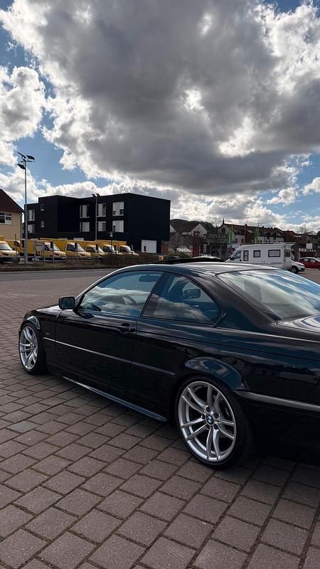 Gebraucht BMW 320 M Sport 170 PS (125 kW) 2000 Schwarz Coupé