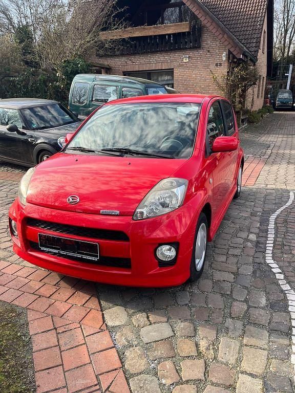 Gebraucht Daihatsu Sirion 87 PS (63 kW) 2006 Rot Kleinwagen
