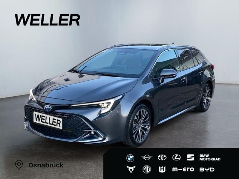 Grau Gebraucht 2023 Toyota Corolla Team Kombi | 26.970 € (Fairer Preis) - Bild 1/3