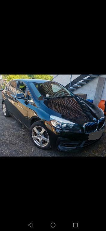 Gebraucht BMW 225 Active Tourer iPerformance 224 PS (164 kW) 2018 Schwarz Van / Kleinbus
