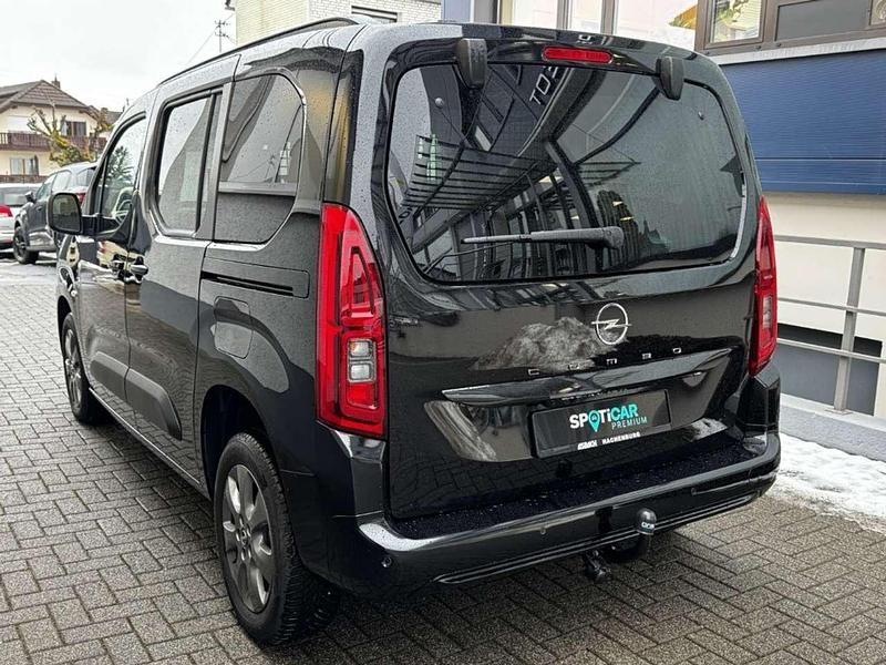 Gebraucht Opel Combo Life 131 PS (96 kW) 2025 Schwarz Kombi