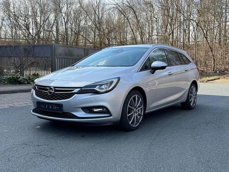 Gebraucht Opel Astra Edition 150 PS (110 kW) 2017 Silber Kombi