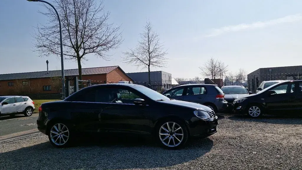 Gebraucht VW Eos 122 PS (89 kW) 2010 Schwarz Cabrio
