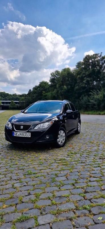 Schwarz Gebraucht 2012 Seat Ibiza ST Copa Kombi | 4.790 € (Fairer Preis) - Bild 1/4