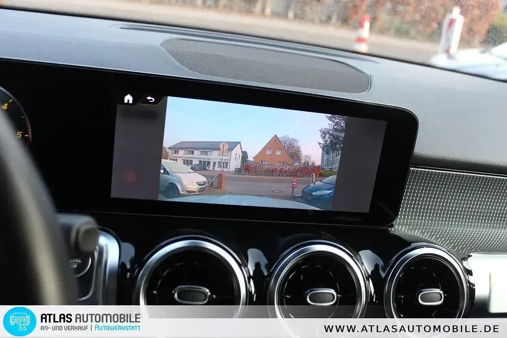 Gebraucht Mercedes GLB180 116 PS (85 kW) 2023 Silber SUV