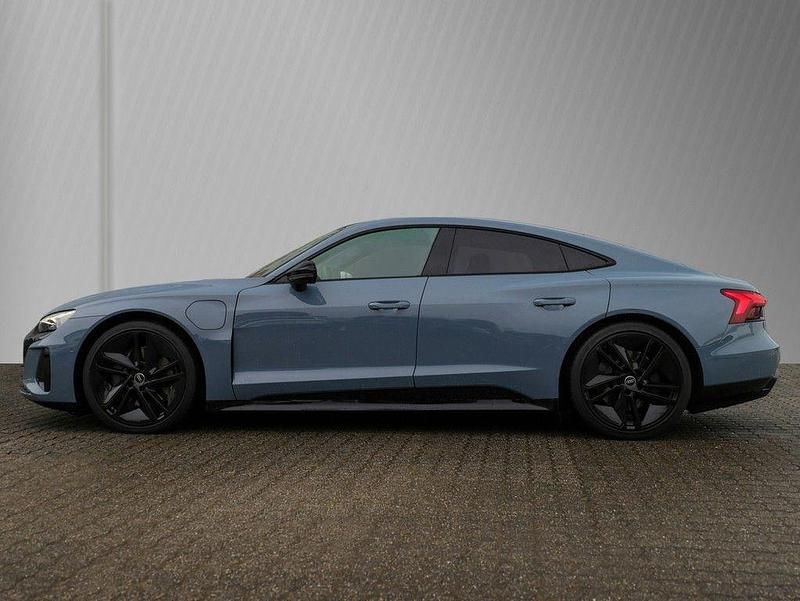 Gebraucht Audi e-tron GT quattro Sport 350 kW (476 PS) 2023 Grau Limousine