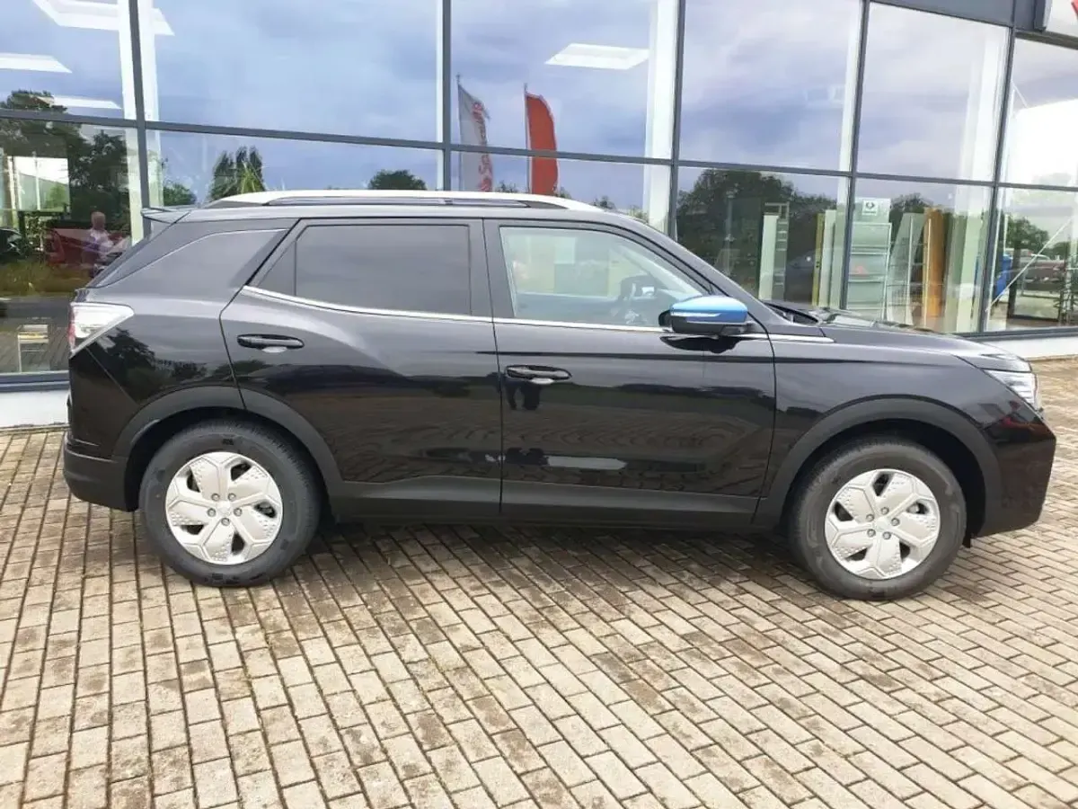 Gebraucht SsangYong Korando 139 kW (190 PS) 2023 Space black metallic SUV