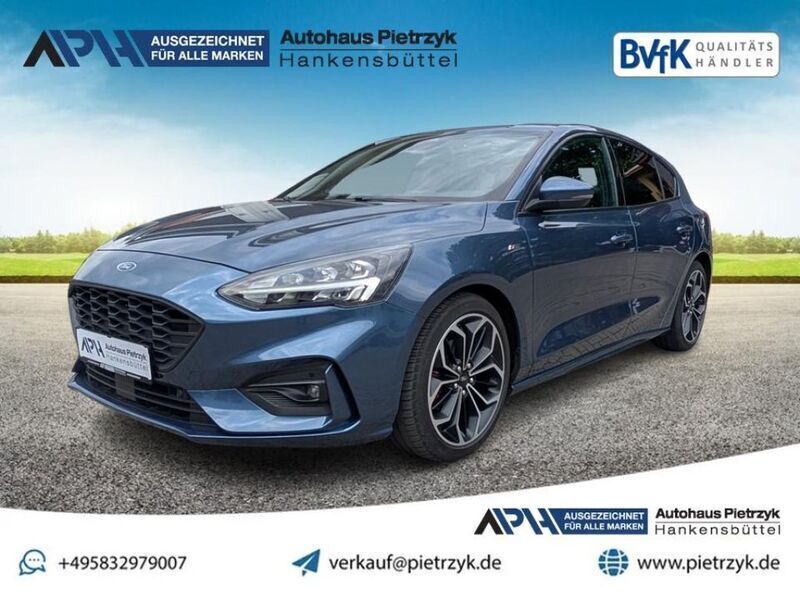 Chromablau metallic Gebraucht 2019 Ford Focus ST-Line Limousine | 16.900 € (Fairer Preis) - Bild 1/4