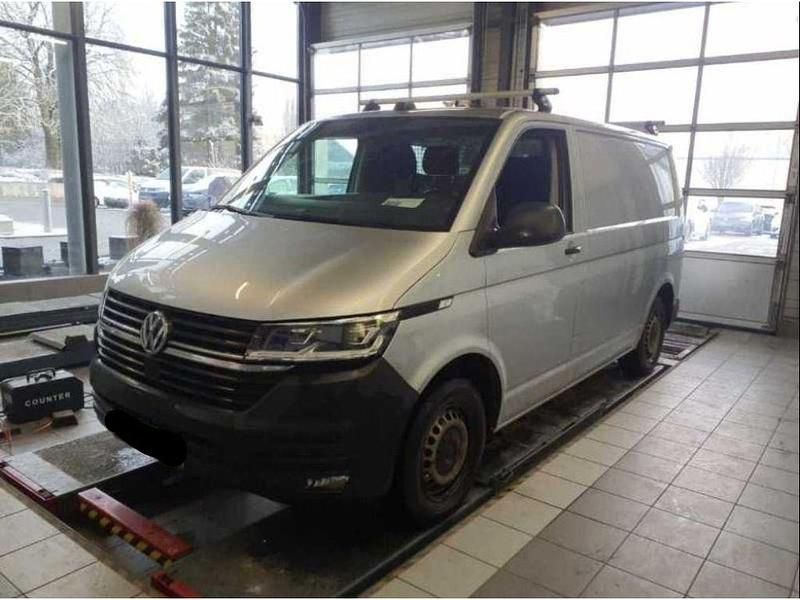 Gebraucht VW T6.1 150 PS (110 kW) 2021 Reflexsilber (metallic) Van