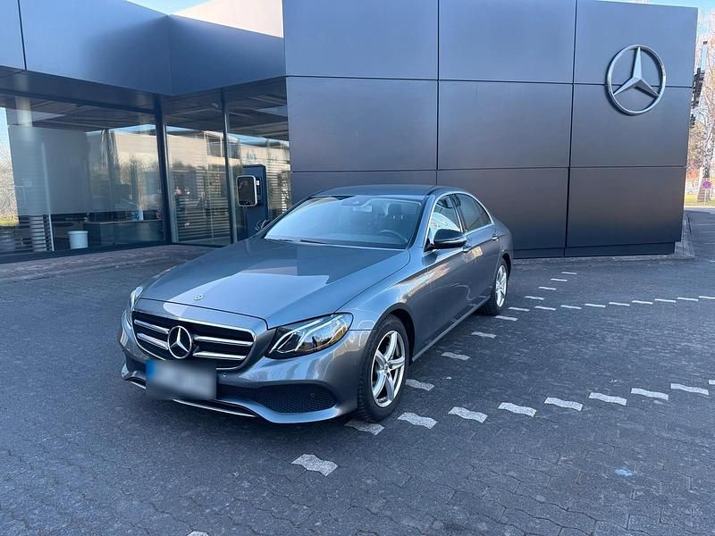 Second-hand Mercedes E200 197 CP (144 kW) 2019 Gri Berlinǎ