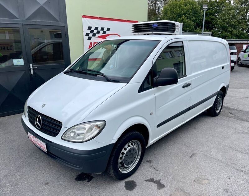 Weiß Gebraucht 2008 Mercedes Vito Van | 8.950 € - Bild 1/4