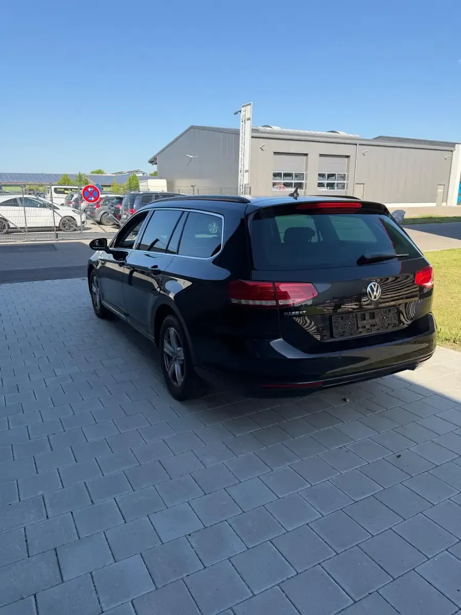 Gebraucht VW Passat 150 PS (110 kW) 2015 Schwarz Kombi