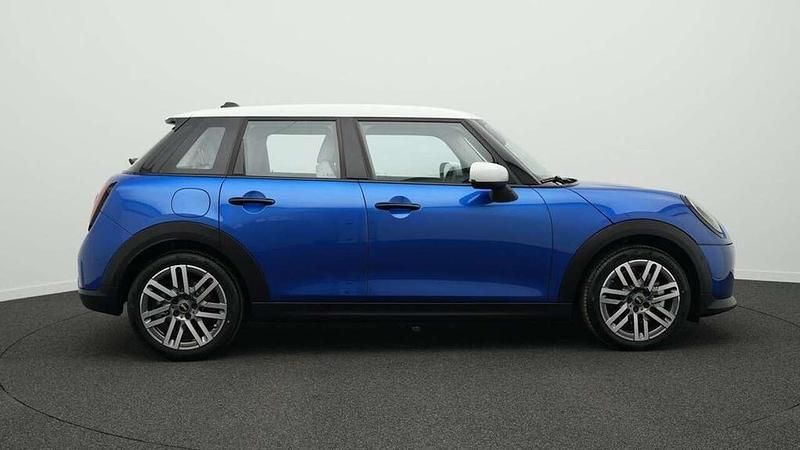 Gebraucht Mini Cooper Classic 156 PS (114 kW) 2024 Blau Kleinwagen