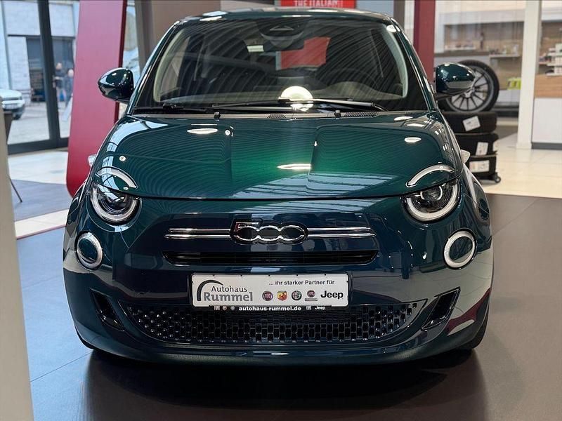 Neu Fiat 500 65 PS (47 kW) 2026 Blau Kleinwagen