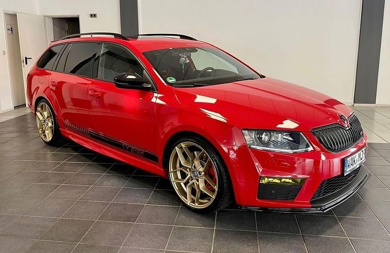 Rot Gebraucht 2016 Skoda Octavia RS Kombi | 16.000 € (Fairer Preis) - Bild 1/4