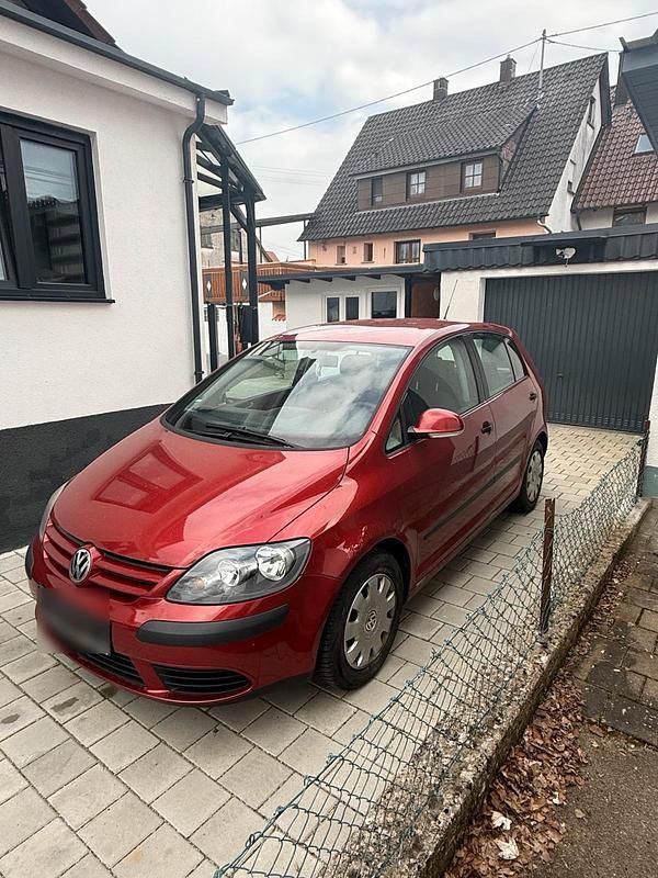 Gebraucht VW Golf Plus Cross 75 PS (55 kW) 2005 Rot Van / Kleinbus