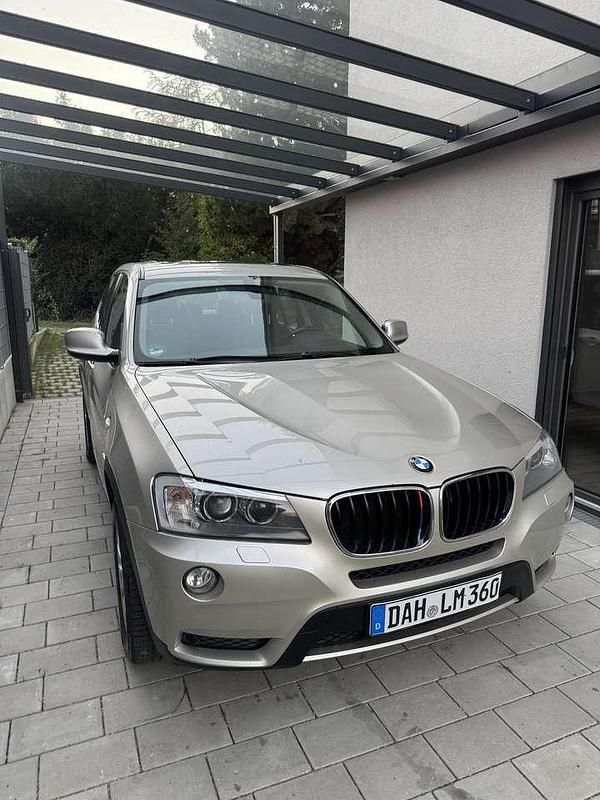 Gebraucht BMW X3 184 PS (135 kW) 2012 Gold SUV