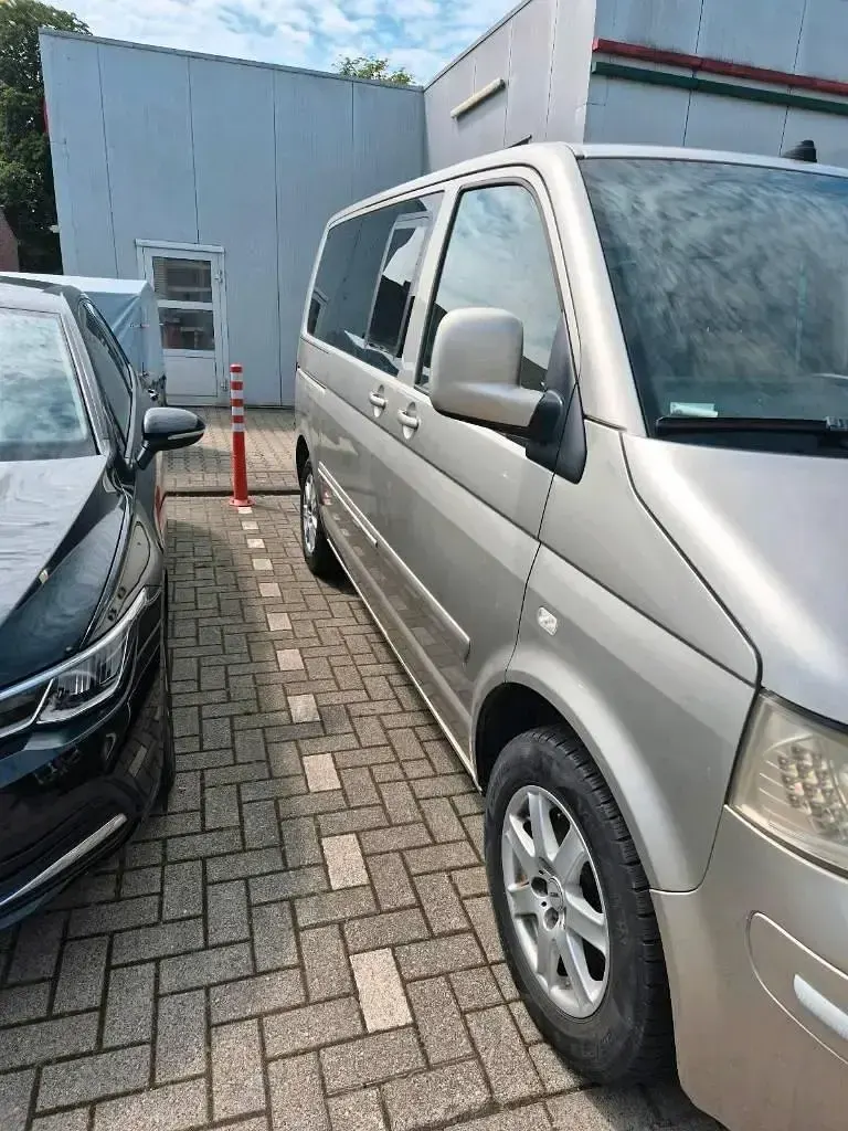 Gebraucht VW Multivan 174 PS (127 kW) 2004 Gold Van / Kleinbus