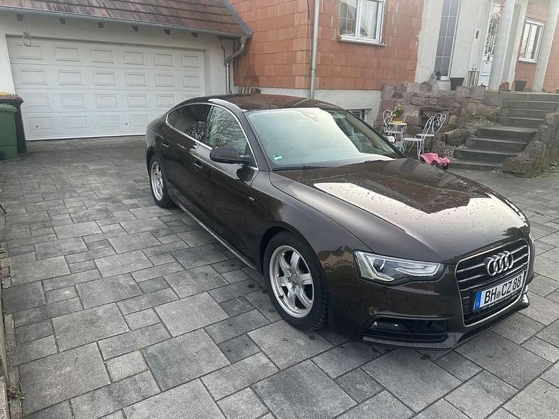 Gebraucht Audi A5 Sportback 150 PS (110 kW) 2014 Braun Kleinwagen
