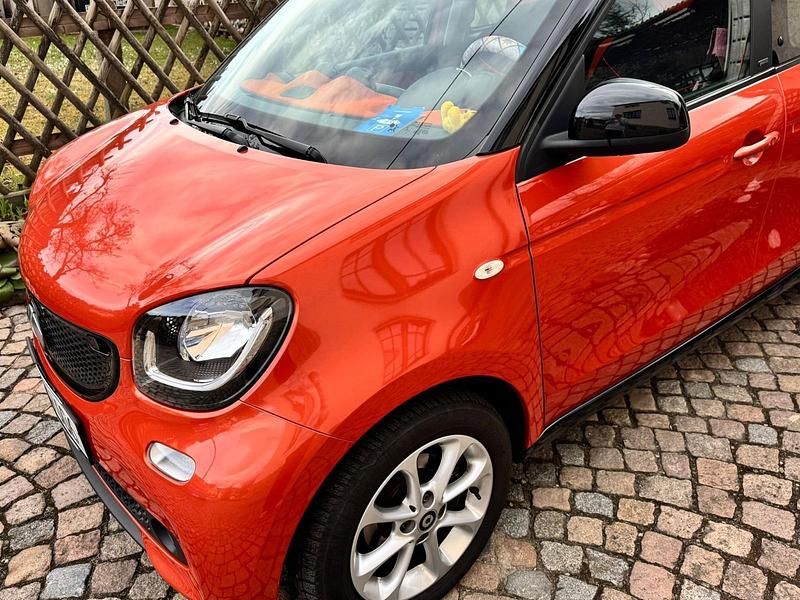 Gebraucht Smart ForFour 71 PS (52 kW) 2015 Orange Kleinwagen