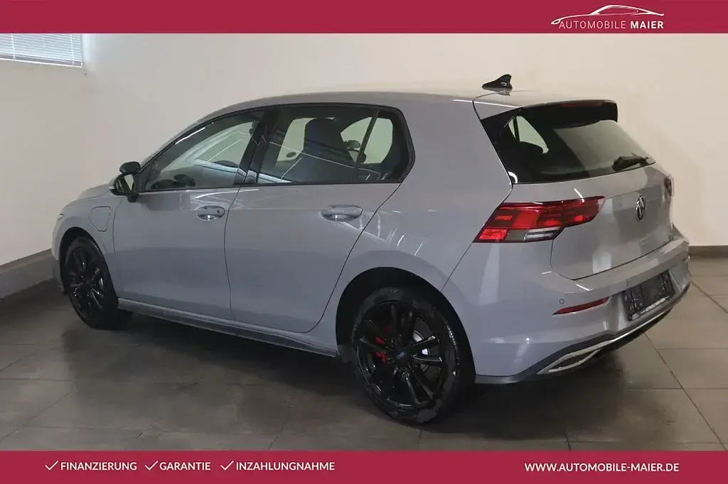 Second-hand VW Golf VIII GTE 245 CP (180 kW) 2021 Gri Berlinǎ