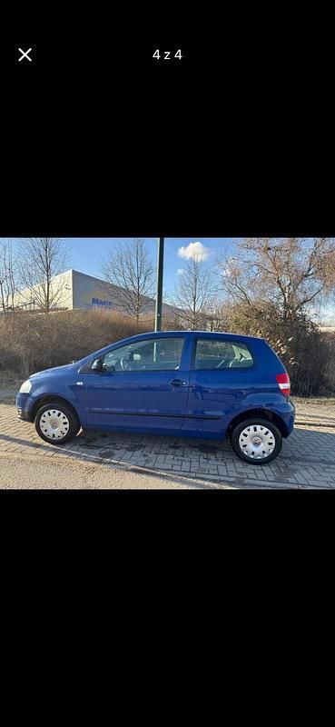 Second-hand VW Fox 55 CP (40 kW) 2006 Albastru Hatchback