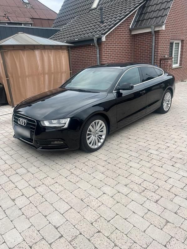 Gebraucht Audi A5 Sportback 170 PS (125 kW) 2012 Schwarz Kleinwagen