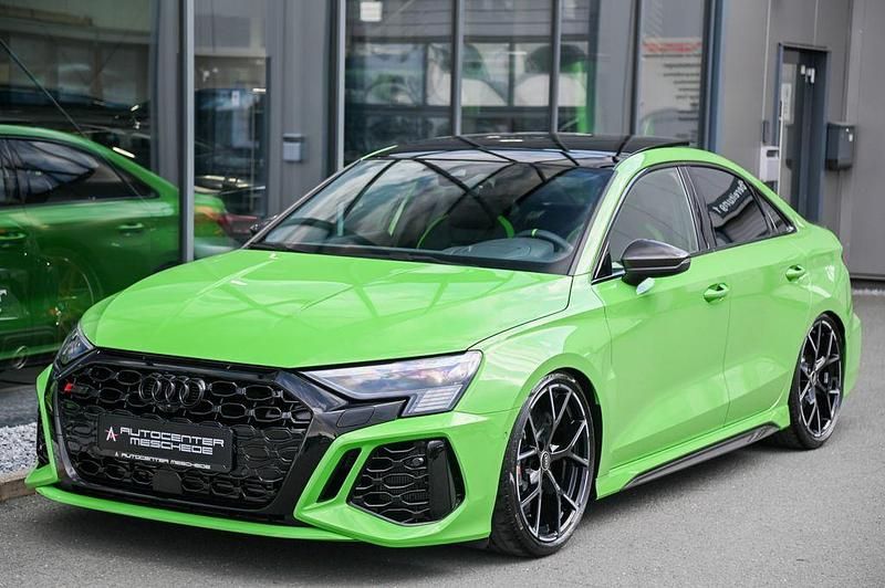 Gebraucht Audi RS3 Design 400 PS (294 kW) 2024 Grün Limousine